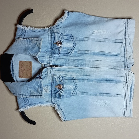Amethyst Jeans Distressed Zip Front Vest - Picture 1 of 6